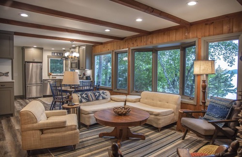 Cushing Cabin | Beautifully Updated Cabin on Pristine Lake Alexander