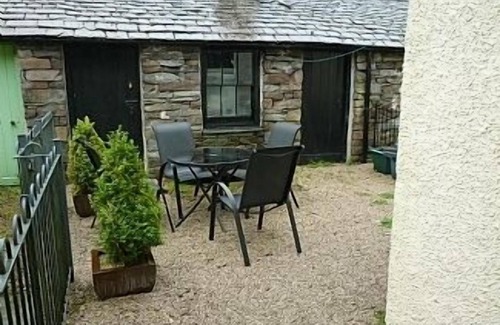 Grasmere Cottage | Becksteps Cottage, very central Grasmere, Sleeps 4 Pet friendly. Parking permit