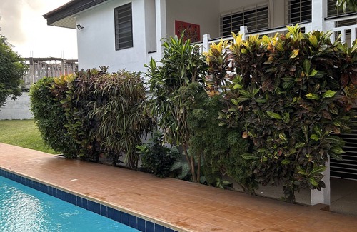 West Ridge House | Becky’s Spacious Oasis