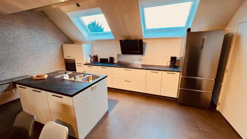 Beloeil Apartment | BeCosy Triplex chic et moderne style Loft