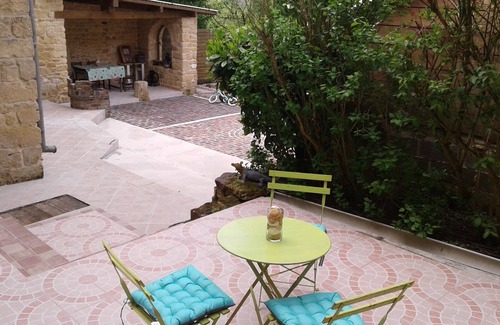 Remilly-les-Pothees House | Bed and Breakfast with Breakfast