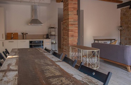 Balaguer Apartment | Bed and Breakfast 'Habitació Superior' with Shared Terrace, Wi-Fi and Air Conditioning