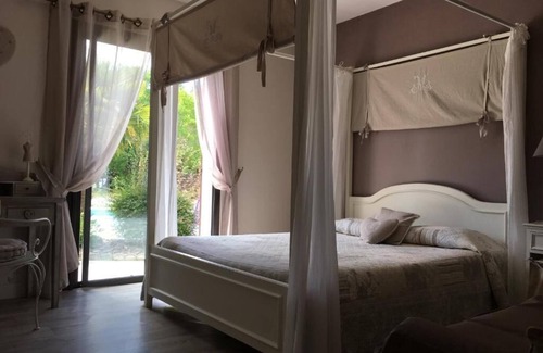 Commensacq Bed & Breakfast | Bed and breakfast La Romantique