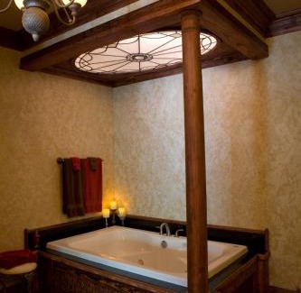Lacy-Lakeview Bed & Breakfast | Bed and Breakfast on White Rock Creek