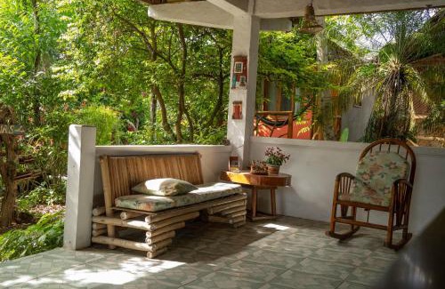 Puerto Lopez Bed & Breakfast | Bed and Breakfast Puerto López