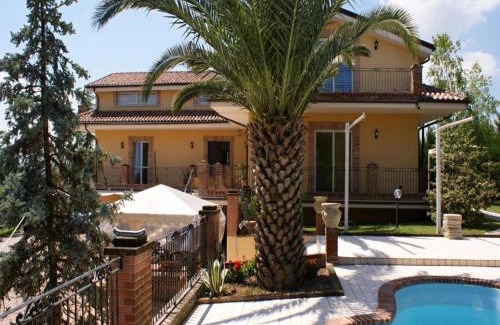 Corropoli Bed & Breakfast | Bed and Breakfast Villa Algi