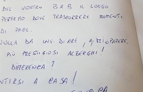 Mentana Bed & Breakfast | Bed & Breakfast "A Casa di Anto"