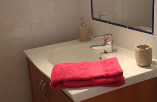 Messimy-sur-Saone House | Bed & Breakfast - Maison de Marie