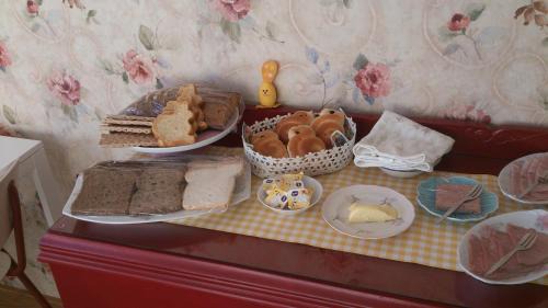 Hof van Delft Bed & Breakfast | Bed en Broodje Bloem