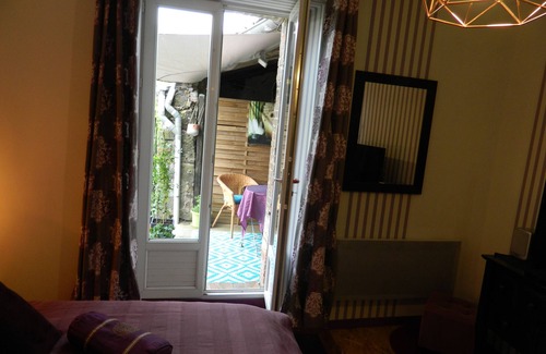 Saint-Maurice-Etusson House | Bed and breakfast la Fougereuse