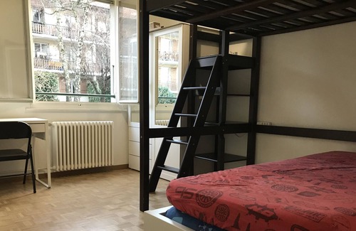 Bernex Bed & Breakfast | bed room 13m2, 4 beds: Geneva GVA Bernex (tramway 14)