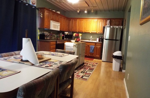 Taylor County Cottage | Bedford, IA 2BR Country Cottage in the Tranquility of SW Iowa, near IA/MO line.