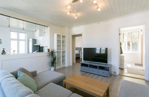 Skien Bed & Breakfast | Bedroom for rent - 500 meters from Skien center