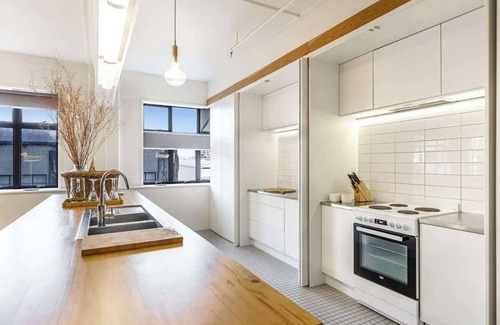 Newton Apartment | Bedroom on K Road w/private bathroom Zodiak Stays