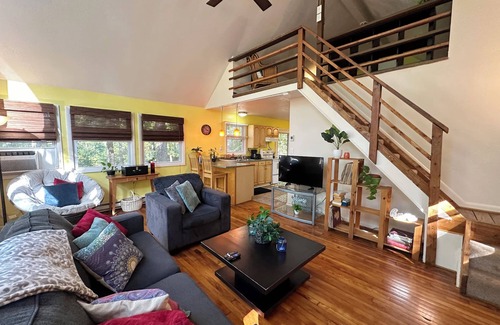 Front Royal Cabin | Bedrooms 2, Bathrooms 1, Sleeps 4