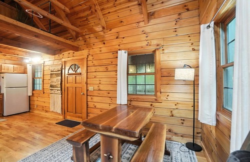New Plymouth Cabin | Beech Cabin | Couples Cabin | Hocking Hills