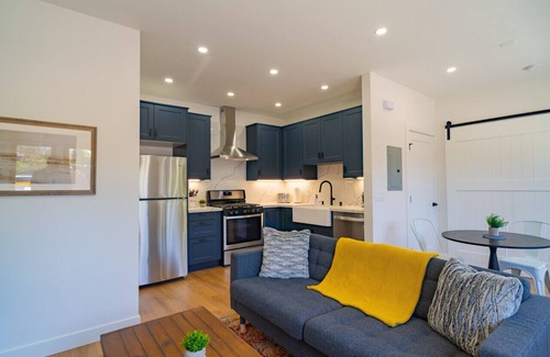 South Park Apartment | Beechwood One Bedroom With Washer Dryer Heart Of South Park