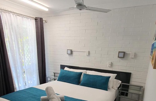 Landsborough Hotel | Beerwah Motor Lodge