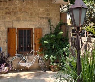 Byblos House | Beit Faris Wa Lucia Guesthouse Byblos