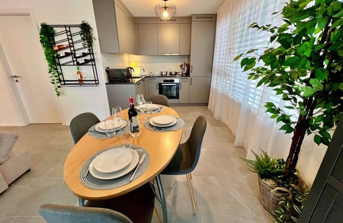 Bulle Apartment | Bel Appartement Neuf Avec Parking Couvert Gratuit