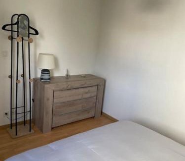 Vesoul Apartment | Bel appartement proche gare - WiFi - parking