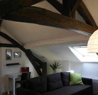 Nogent-l'Artaud Apartment | Bel F2 Nogent Gare sur place