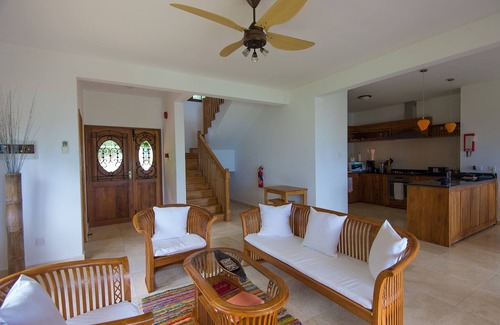 Mare Anglaise House | Bel Horizon Residence Seychelles, swimming pool, free wifi, semi-detached villa