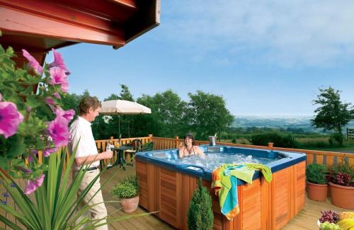 Llanfair Caereinion Resort | Belan Bach Lodges