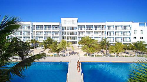 Glovers Reef Atoll Resort | Belize Dive Haven Resort & Marina