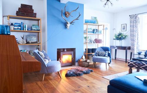 Birdham House | Bell Lodge