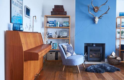 Birdham House | Bell Lodge