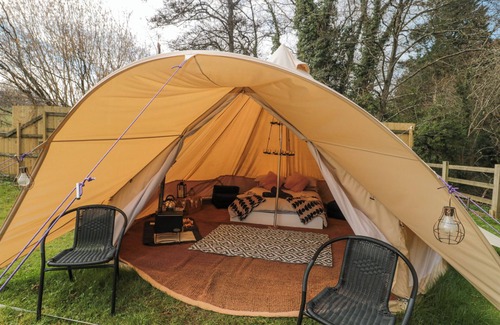 Camerton Cottage | BELL TENT 1, pet friendly, character holiday cottage in Timsbury