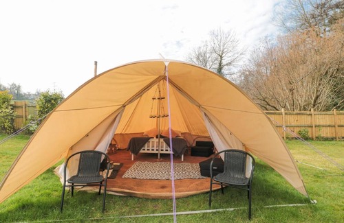 Camerton House | Bell tent 3