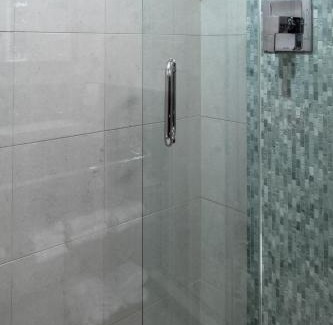 Burns Park Hotel | Bell Tower Hotel