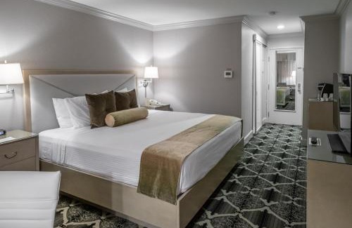 Burns Park Hotel | Bell Tower Hotel