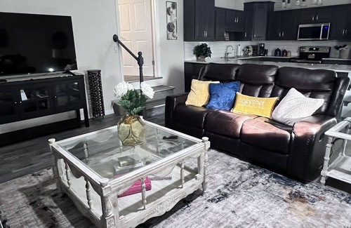 Danville House | Bella’s Haven