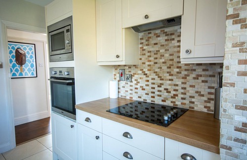 Criccieth Cottage | Bella Vista - sleeps 8 guests in 4 bedrooms