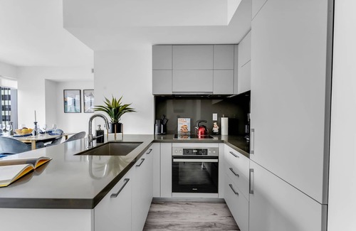Bloor-Yorkville Apartment | Bellair Yorkville