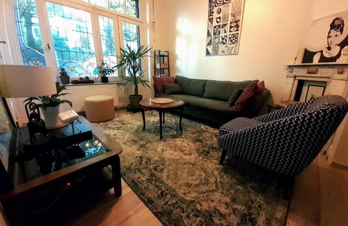 Dailly Apartment | Belle Époque Apartment close to EU, NATO & RTBF