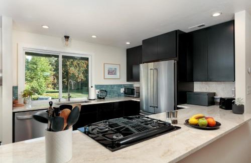Hood River House | Belle 30 day minimum home