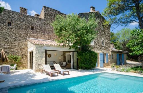 Gordes House | Belle De Jour -A Provencal gem Private heated pool