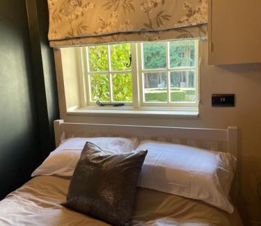 Ugley House | Belle