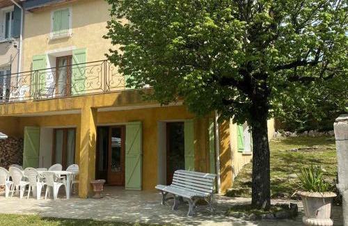 Villard-de-Lans House | Belle maison au centre de Villard de Lans avec grande terrasse et jardin - FR-1-515-4