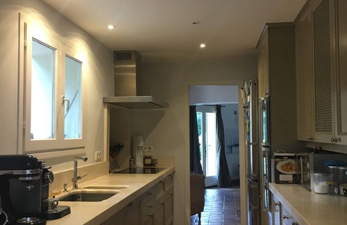 Est Villa | Belle Maison Avec Piscine Aix en Provence. Charme !