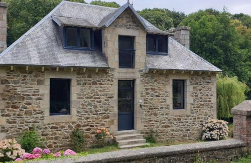 Saint-Quay-Perros Villa | Belle maison entièrement rénovée avec jardin, WIFI, à 400m de la mer à ST QUAY-PERROS - Ref 871