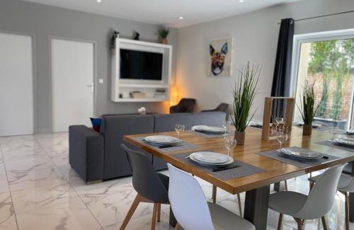 Bretteville-sur-Odon House | Belle maison au calme avec parking