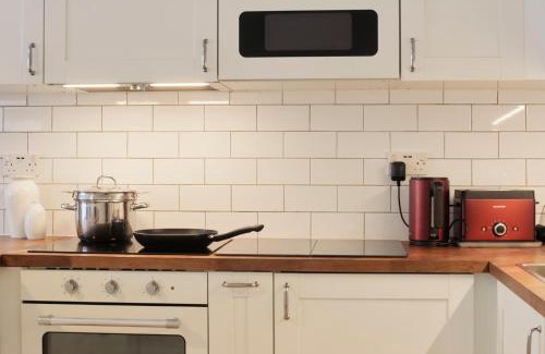 San Gwann Apartment | Belleville by Shmoo