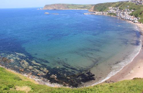 Gardenstown Apartment | Bellevue Holiday Cottage