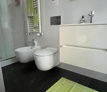Tre Torri House | Bellissima camera con bagno privato CityLife - Sempione
