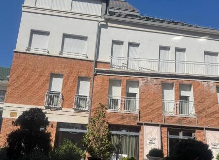 Gyongyos Apartment | Belvárosi apartman